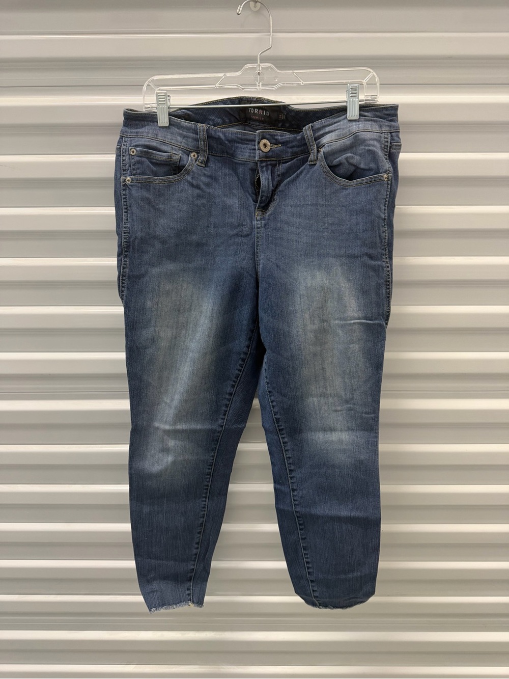 torrid Ultra Skinny Distressed Mid Blue Split Hem Ankle Jeans Size 14